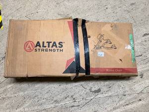lot 3 image: Atlas Strength Rome Chair