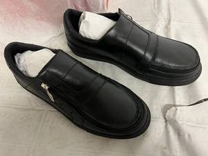 lot 44 image: Billy Footwers Black Leather Laceless Oxford - Mens 11