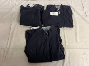 lot 109 image: 3 Navy Blue Cutter & Buck Quarter Zip Sweaters - Size LT