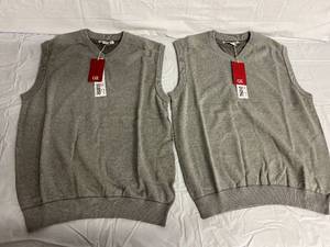 lot 160 image: Two Cutter and Buck Gray Vests - Small