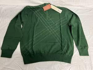lot 166 image: Cutter and Buck Green Quarter Zip Sweater - Medium