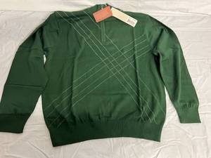 lot 167 image: Cutter and Buck Green Quarter Zip Sweater - Medium