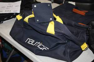 lot 103 image: Nautica Carry Bag