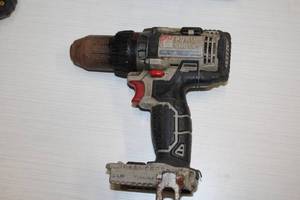 lot 16 image: Porter-Cable 38 Cordless DrillDriver