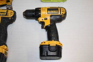 lot 18 image: DeWalt 38 (10mm) 12V Drill Driver DC742 with Battery
