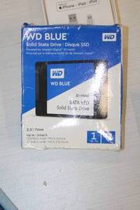 lot 54 image: Western Digital Blue 1-TB 3D NAND SATA SSD Solid State Drive