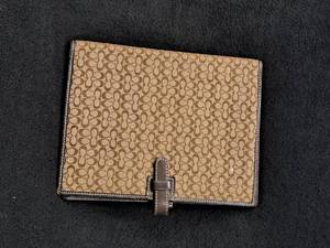 lot 129 image: Coach Womens Planner
