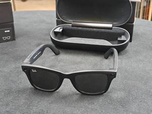 lot 227 image: Ray-Ban Wayfarer Sunglasses with Case