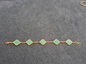 lot 241 image: 5-Clovers Malach Gold 6 Womens Bracelet