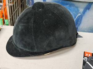 lot 287 image: The Hampton Hat from Charles Owen Horse Riding Helmet BS EN1384 1997