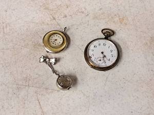 lot 248 image: Lot of (3) Pendant  Pocket Watches