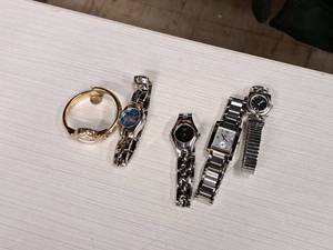 lot 268 image: Lot of (5) Womens Wrist Watches