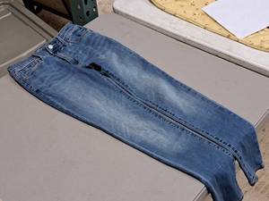 lot 324 image: Lot of (1 Pair) Old Navy Size 12 Girls Rock Star Jegging