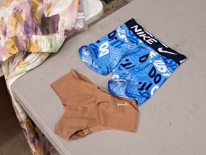 lot 350 image: Lot of (2) Size X-Small Womens Panty