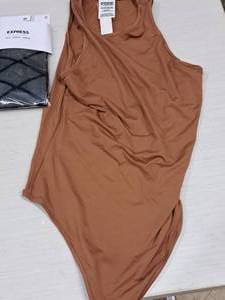 lot 352 image: Victorias Secret Pink Size Small Womens Snap Crotch Onsie