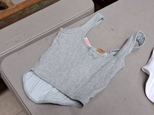lot 357 image: Victorias Secret Pink Size X-Small Womens Underlined Tank Top