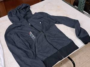 lot 400 image: Nike Size Small Full Zip Hoodie
