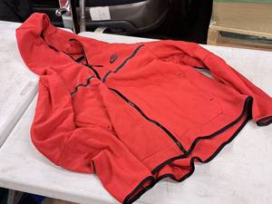 lot 413 image: Nike Size Large Full Zip Hoodie