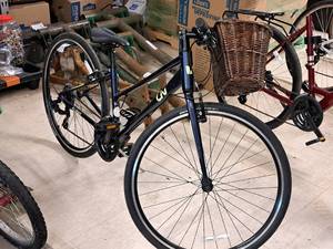 lot 448 image: Liv Light 24 Womens Street Bike 15 Black Frame