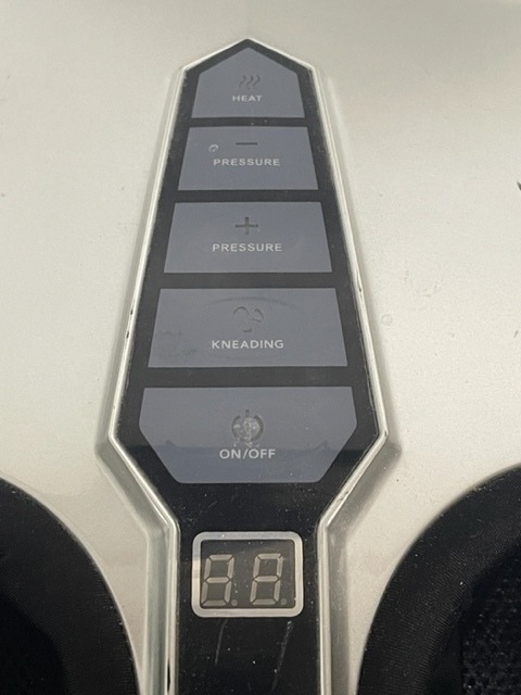 lot 71 image: U Comfy Foot Massager with Heat