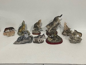 lot 107 image: Wolf Figurines