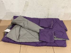 lot 125 image: 3PCS King Size Comforter Set Purple