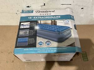 lot 342 image: Beautyrest Extraordinaire 15 Twin Inflatable Blow-up Air Bed Mattress with Built-in Pump