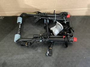 lot 478 image: Allen Sports Deluxe 2-Bicycle Trunk Mounted Bike Rack Carrier