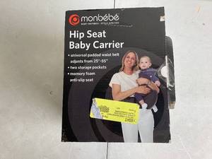 lot 552 image: Monbebe Hip Seat Carrier, Gray