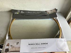 lot 427 image: Jill Zarin Elegant Round Metal Wall Mirror