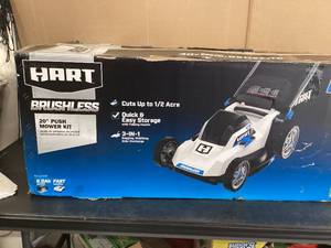 lot 252 image: HART 20-Volt 16-Inch Push Lawn Mower Kit