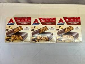 MM. 3x 5-2.12oz Atkins Chocolate Peanut Butter Bar