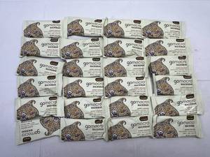 MM. 24 Gomacro Protein Bars-Peanut Butter Chocolate Chip