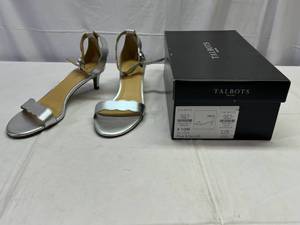 New Talbots Shoes 8.5M Silver-Pila Scallop