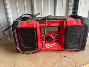 Milwaukee radio