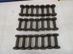 lot 25 image: (21) 3lb Dumbbells
