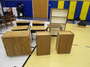 lot 62 image: Cabinets, Desks, Bookshelf