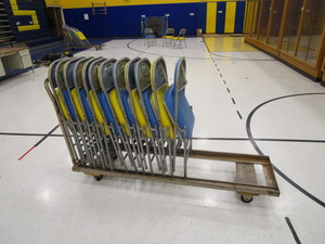 lot 102 image: Chair Cart & (12) Padded Folding Chairs
