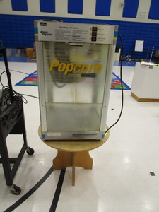 lot 185 image: Popcorn Machine & Round Table