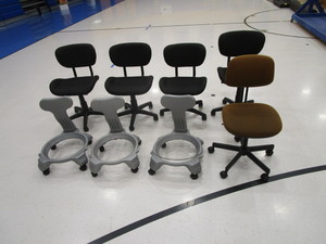 lot 208 image: Misc. Office Chairs