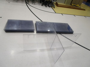 lot 213 image: (25) Lexan Table Dividers (25) pcs 2x5 & (25) pcs 2x3
