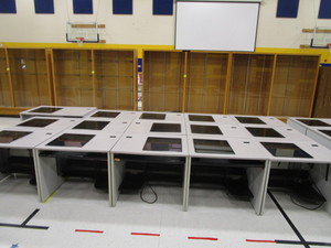 lot 111 image: (15) Nova Computer Workstation Desks 36x30x30