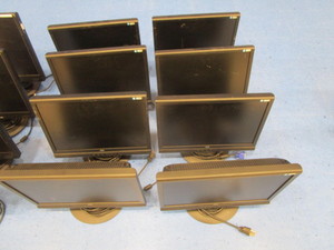 lot 240 image: (12) AOC 17 Monitors