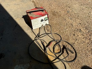 Heavy Duty Battery Charger and Booster