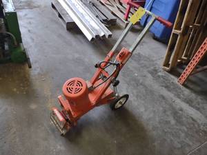 Bearcat Power Tile Scraper, 34 hp....