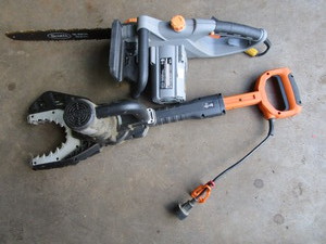Electric Works Jaws & Chainsaw
