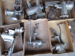 Meat Grinders & Stuffers