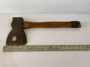 lot 34 image: 3 QUAINT VINTAGE AXES