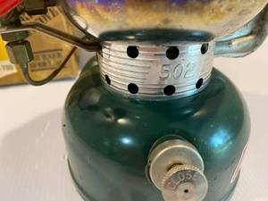 lot 99 image: COLEMAN NO. 502 SINGLE BURNER CAMP STOVE WITH ORIGINAL BOX