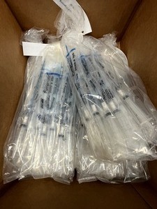 lot 29 image: 6 Packs of 25 - Liquid Dispensing 5ml Pumpmatic